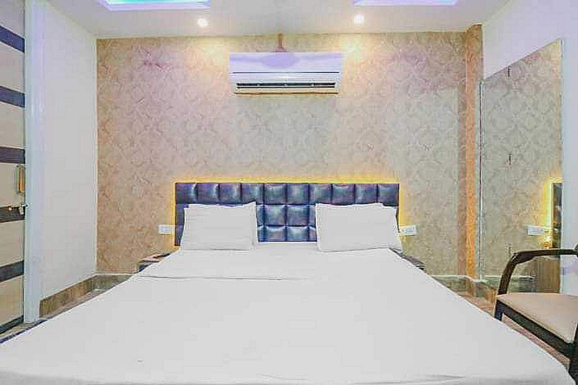 Super Hotel O Vivaan Residency Rohtak Εξωτερικό φωτογραφία